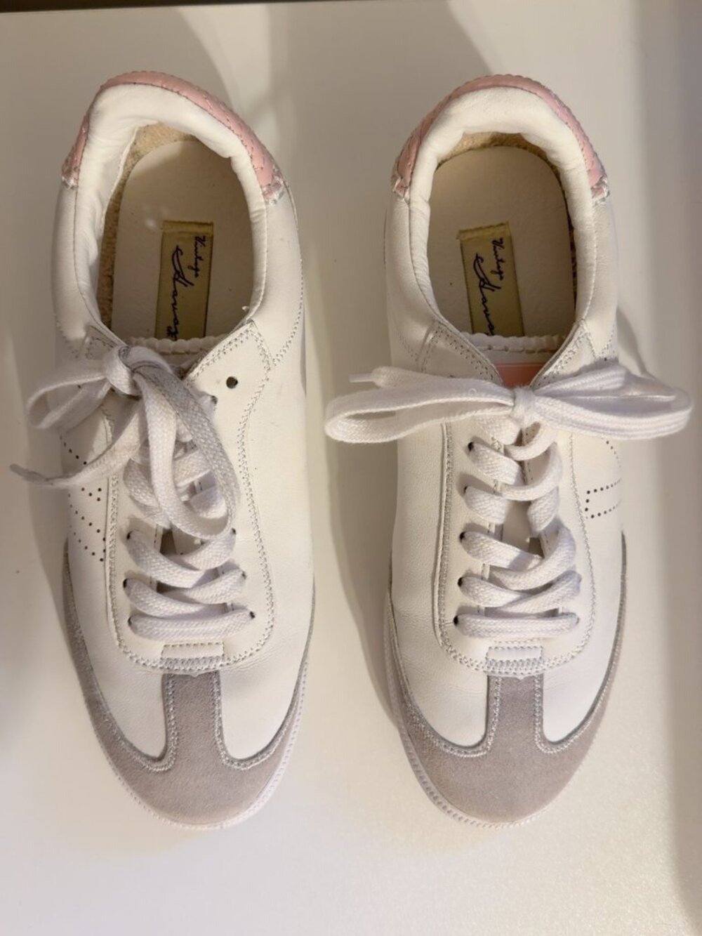Vintage Havana Crisp 11 White Gray Baby Pink Sneakers Size 10